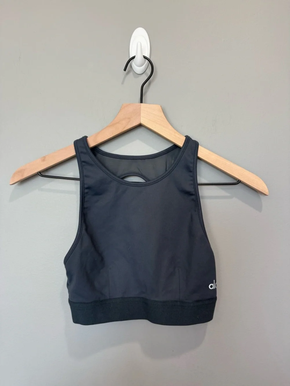 Alo Women's‎ Black High-Neck Sports Bralette
